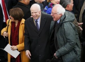 Trump: "Estamos quitándole el poder a Washington DC para devolvérselo al pueblo" 8 170120 Donald Trump posesión9