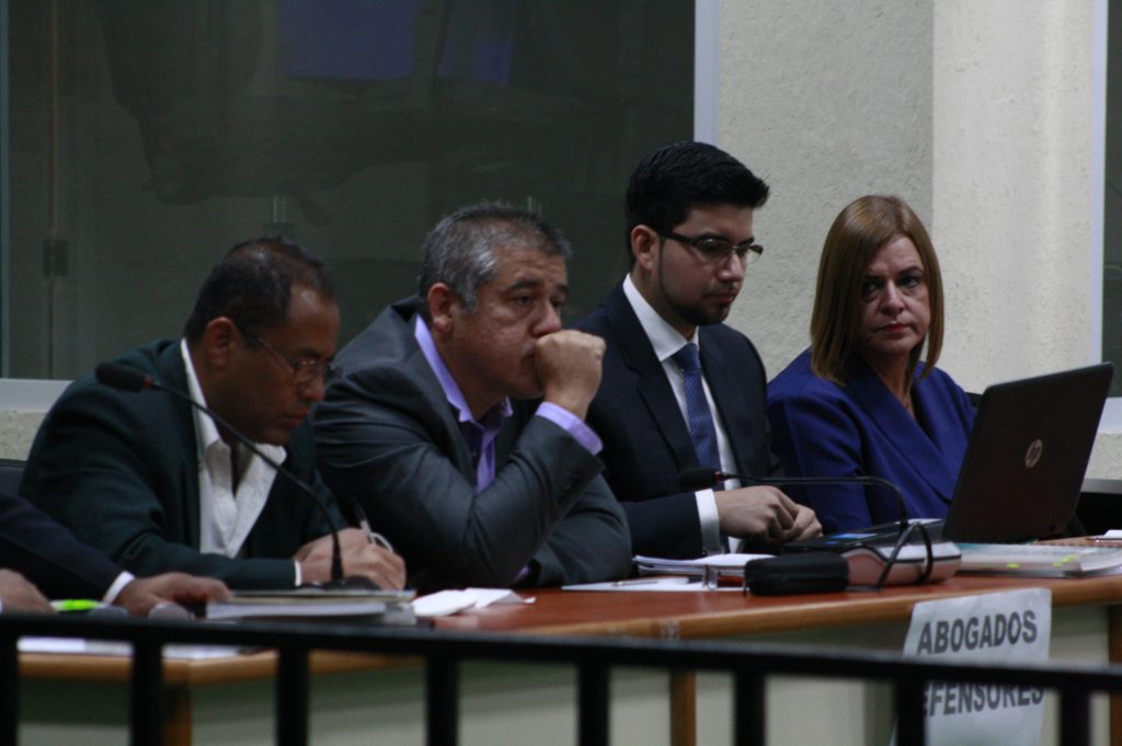 170517 hogar seguro exfuncionarios