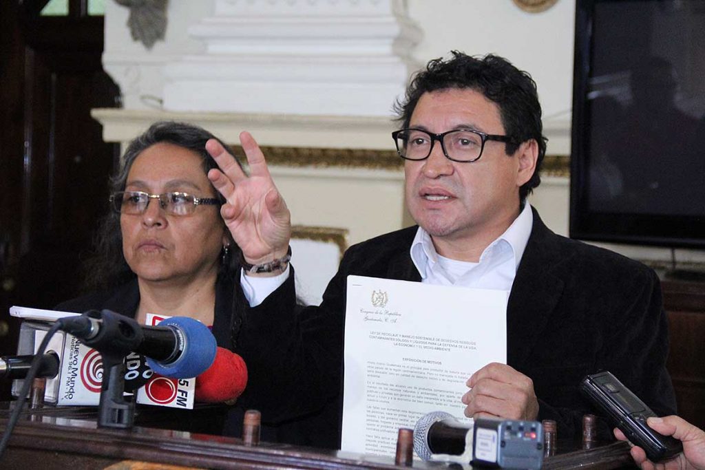 170731 alvaro velasquez