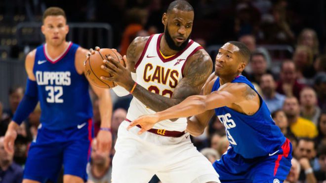 171119LebronCavs