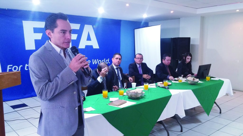 Firman contrato