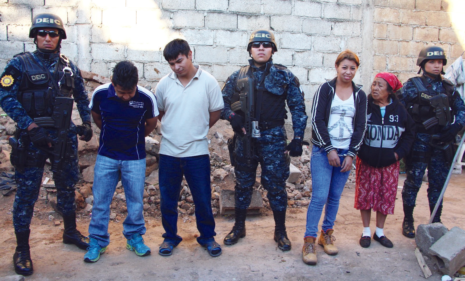 Procesan a supuestos asesinos de niña en zona 6