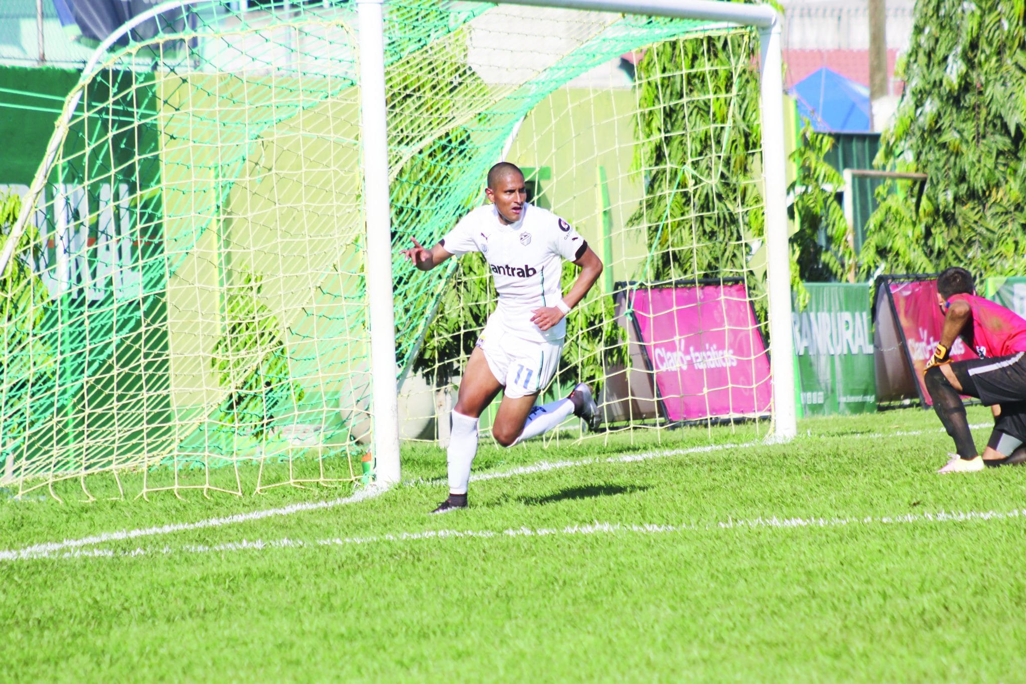 Paso perfecto 3 Comunicaciones