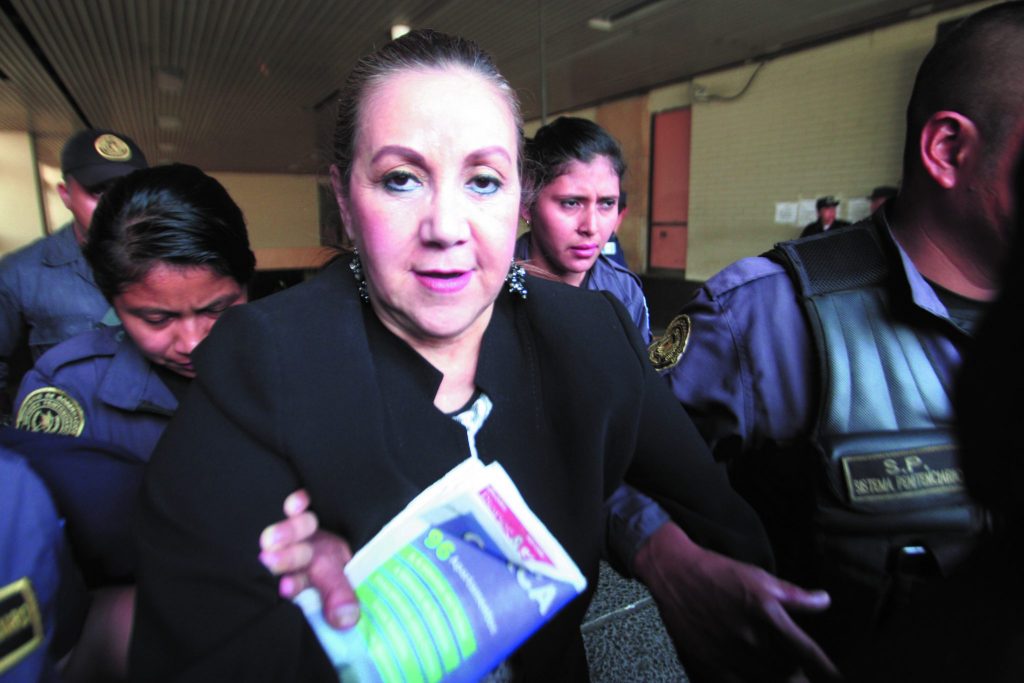 Magistrada Stalling queda ligada a proceso por tráfico de influencias 1 Blanca Stalling