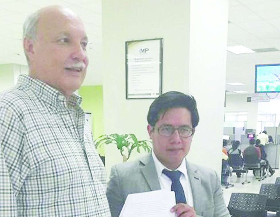 Presentan denuncia