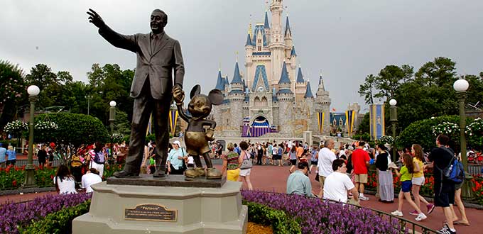 20170319 Disney llega acuerdo salarial
