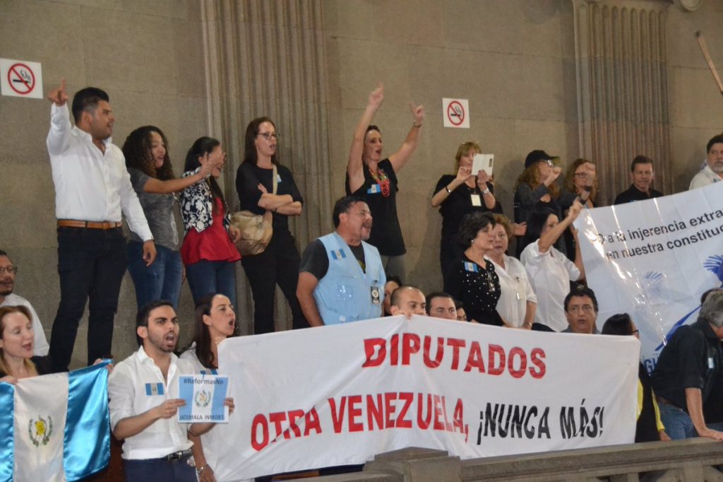 Congreso Aprueba Reforma Constitucional