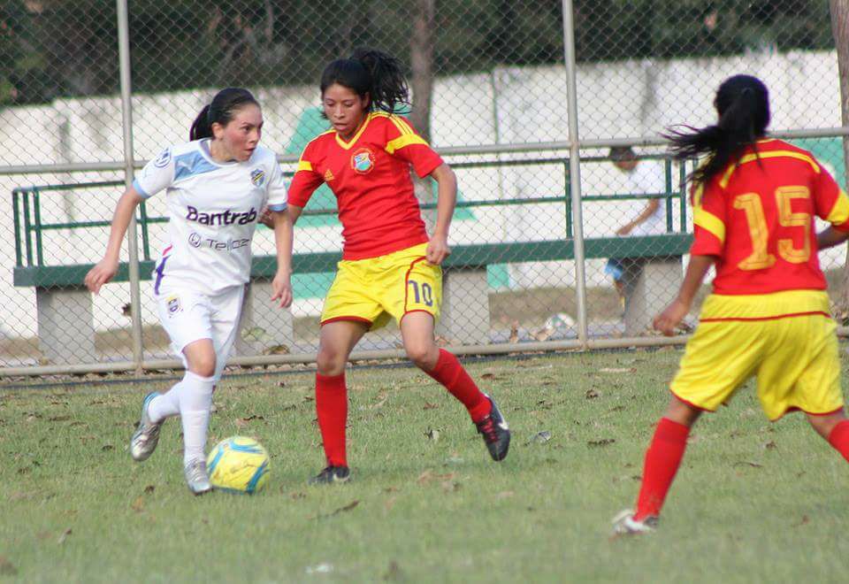 20172104 futbol niñas guate