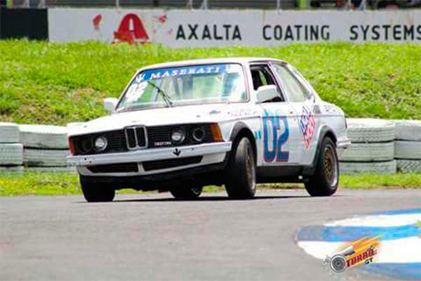Hermanos Roulet triunfan en Vintage Racing 4 BMW