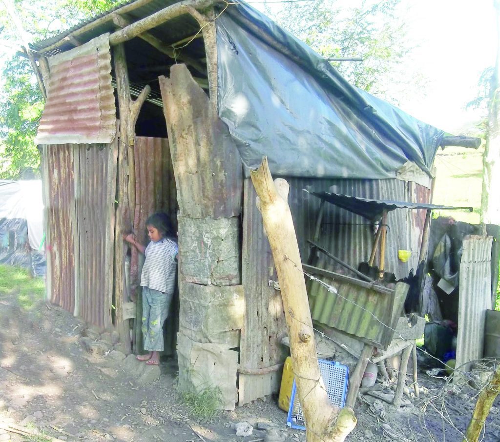Guatemala busca la erradicación de la pobreza 1 Condiciones precarias
