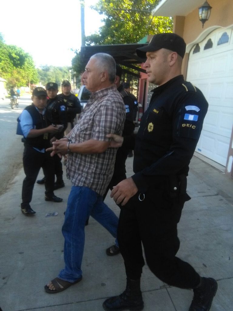 En 2 años, banda criminal hizo movimientos de Q801 millones 1 WhatsApp Image 2016 10 04 at 08.45.01