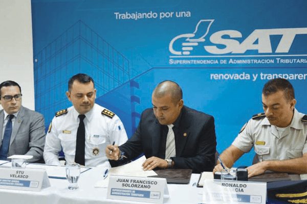 Consultarán bases de datos de autos robados 2 autoridades SAT
