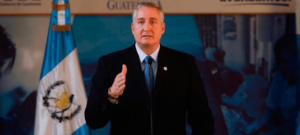 degenhart gabinete 27May2019