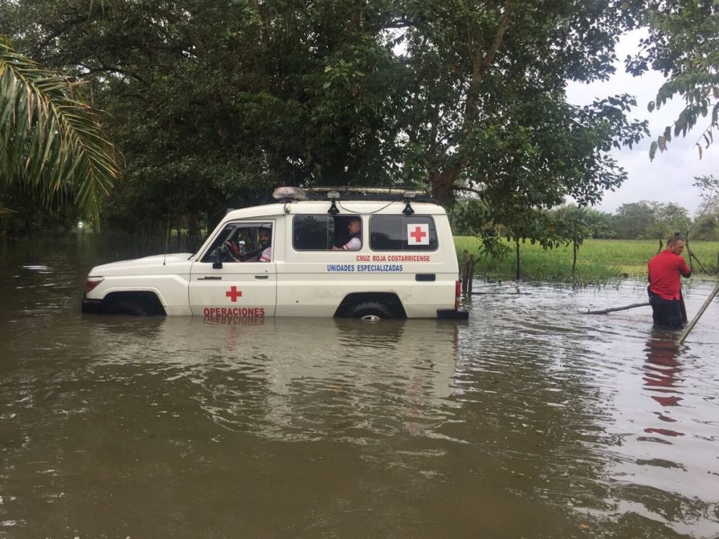 Otto se degrada a tormenta tropical y deja 17 muertos en Centroamérica 1 hurcan241116