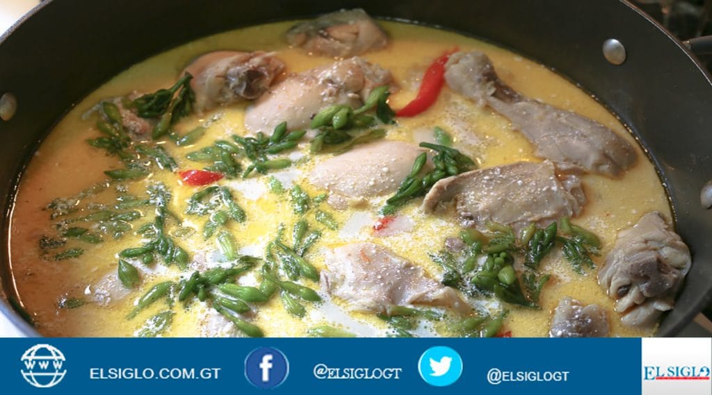 Receta de Pollo en Crema con Loroco 1 Pollo en crema con loroco es