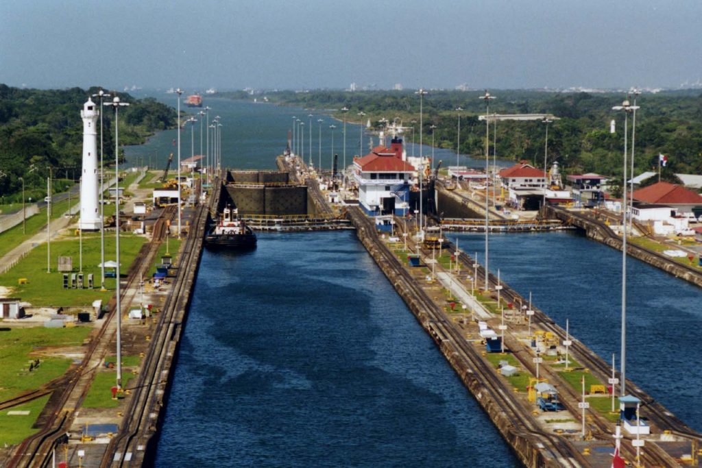 El Canal de Panamá 1 Panama Canal Gatun Locks