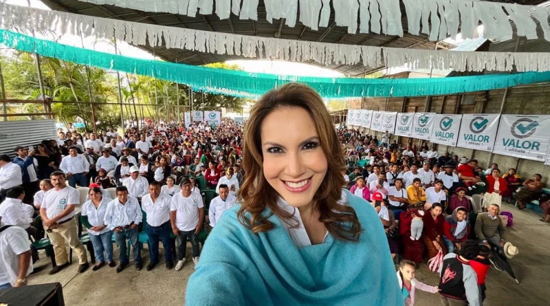 Zury Rios 5