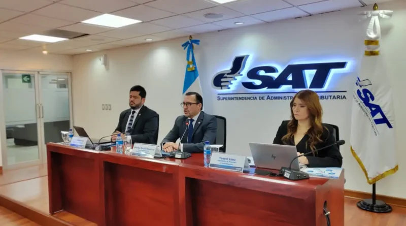IMAGEN DE PERSONAL DE LA SAT