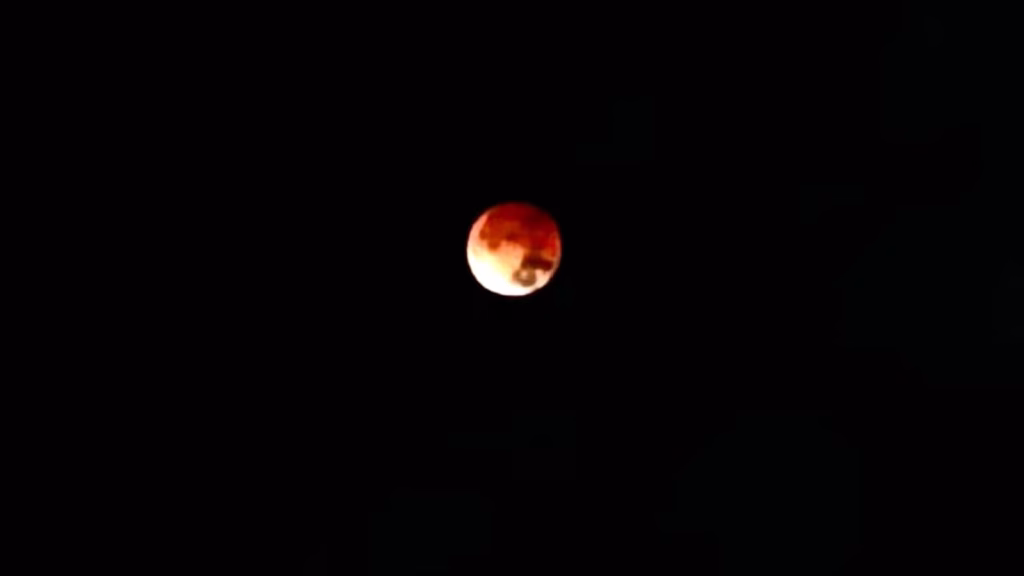 Eclipse Lunar