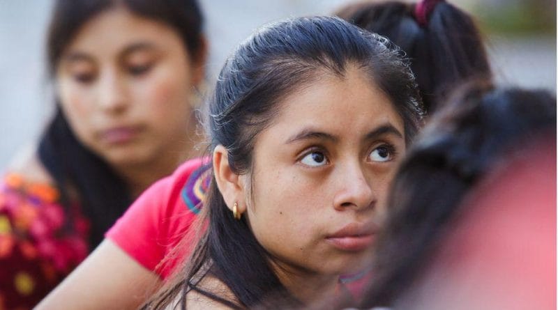 Jóvenes en Guatemala enfrentan violencia y baja participación electoral, según informe