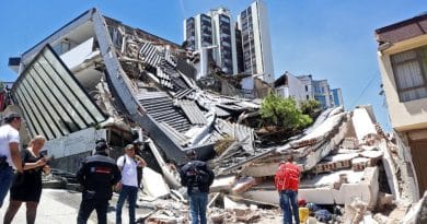 Terremoto de magnitud 7.4 sacude Colombia y deja decenas de muertos Terremoto de magnitud 7.4 sacude Colombia y deja decenas de muertos