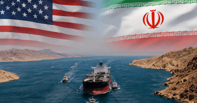 EE. UU. e Irán acercan posturas para reabrir el estrecho de Ormuz, clave para el comercio mundial de petróleo imagen de referencia sobre el conflicto en el estrecho de ormuz, arriba las banderas de Estados Unidos e Iran, abajo 2 tanquies petroleros atravezando el estrecho.